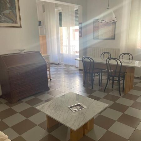 Central Home La Spezia Exterior photo